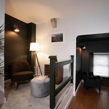 Brand New - The Old Police Office - Spacious - Luxury - Hawkshead - Grizedale * אמבלסייד