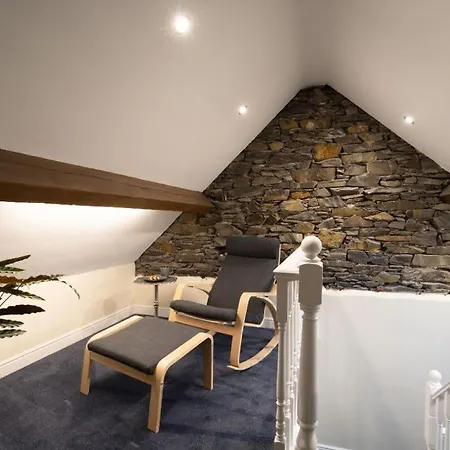Brand New - The Old Police Office - Spacious - Luxury - Hawkshead - Grizedale אמבלסייד